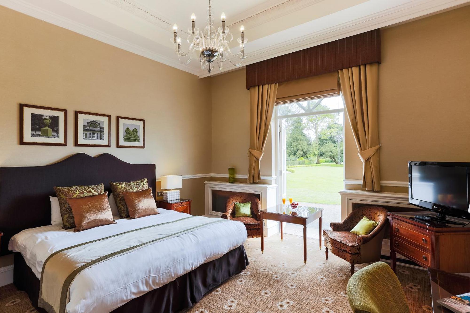 Down Hall Hotel Hatfield Heath Eksteriør billede
