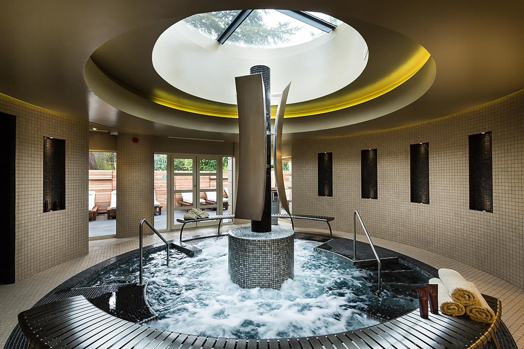 Down Hall Hotel Hatfield Heath Eksteriør billede